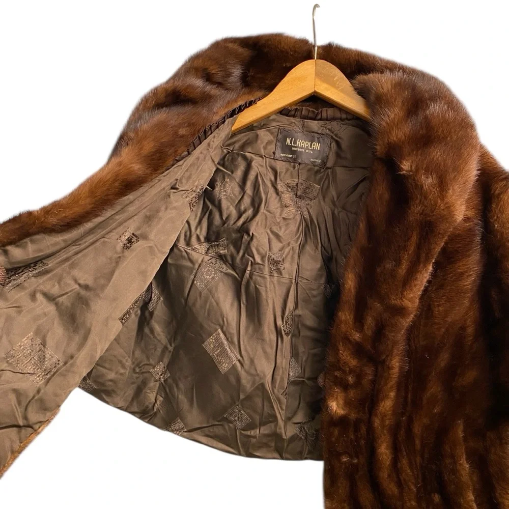 Vintage 50’s / 60’s N.L. Kaplan Brown Real Fur Shawl - Picture 2 of 13